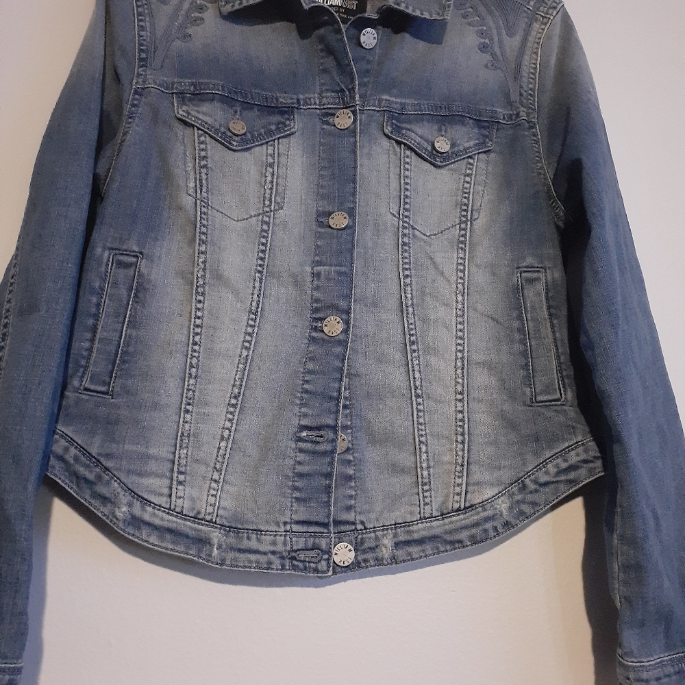 Women's jeans jacket